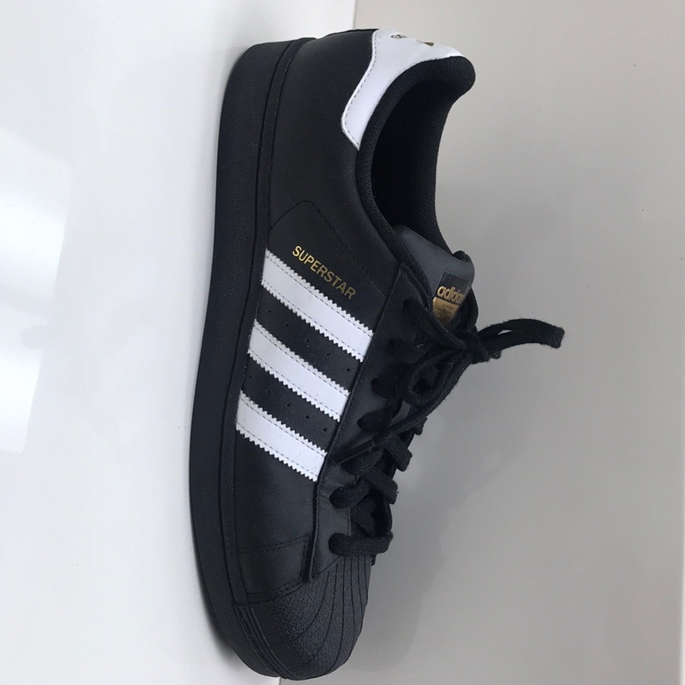 Adidas lowtop